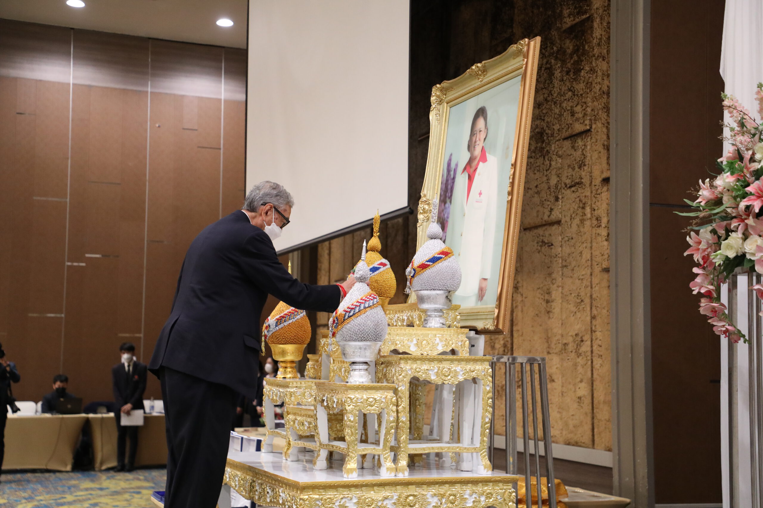 สำนักงานยุวกาชาด และอาสาสมัครกาชาด สภากาชาดไทย จัดงานเชิดชูเกียรติ 100 ปีแห่งการสถาปนา กิจการยุวกาชาดไทย